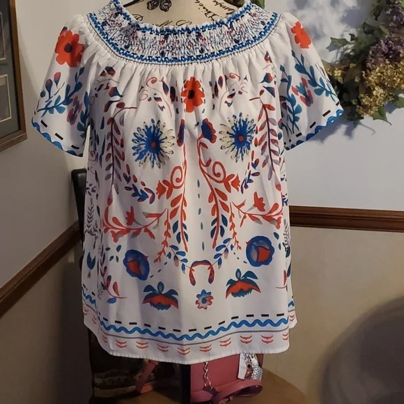 Off shoulder blouse - Picture 2 of 10